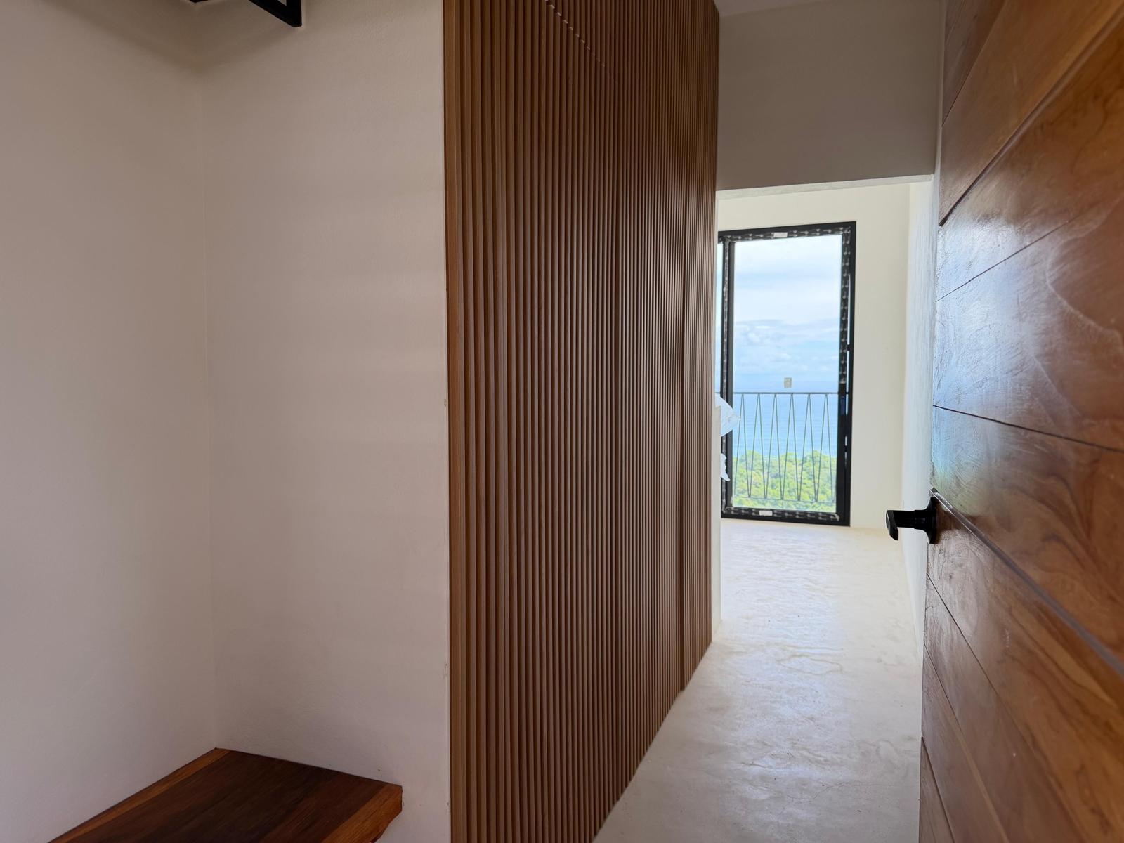 La Corniche interior, bedroom