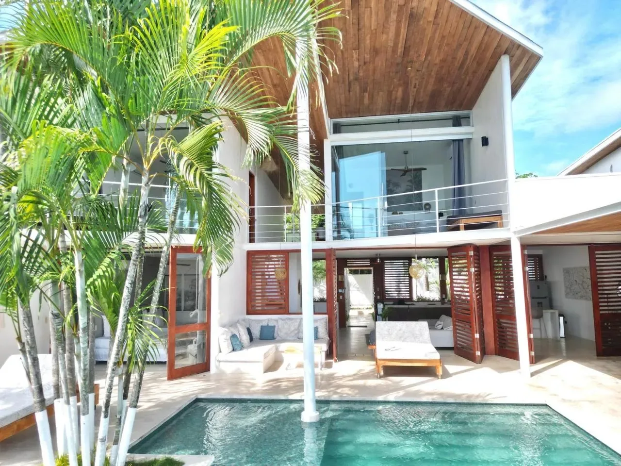 Casa Noa, exterior & pool