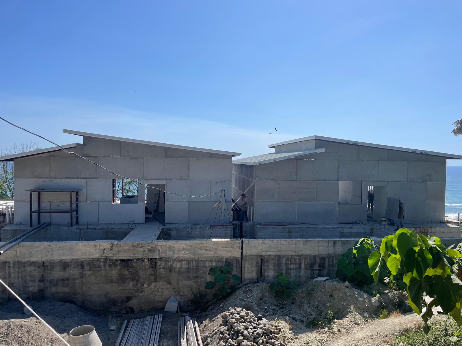 Les Roches, site work
